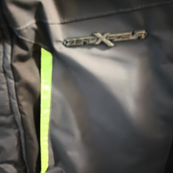 Boys 10-12 ZeroXposur winter ski parka - Picture 3 of 5